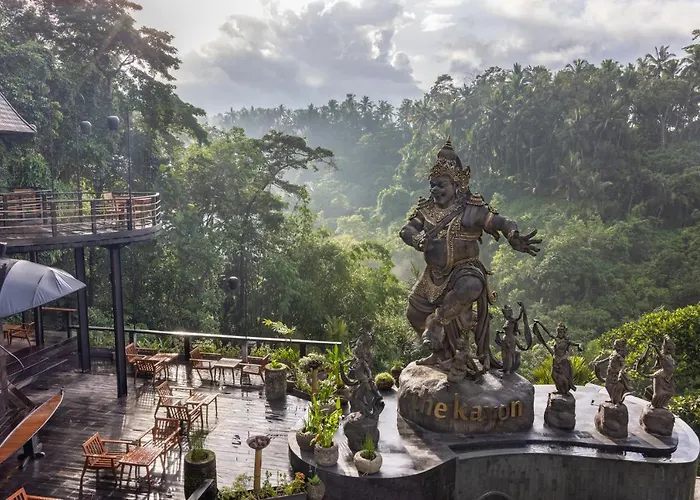 Resort The Kayon Valley