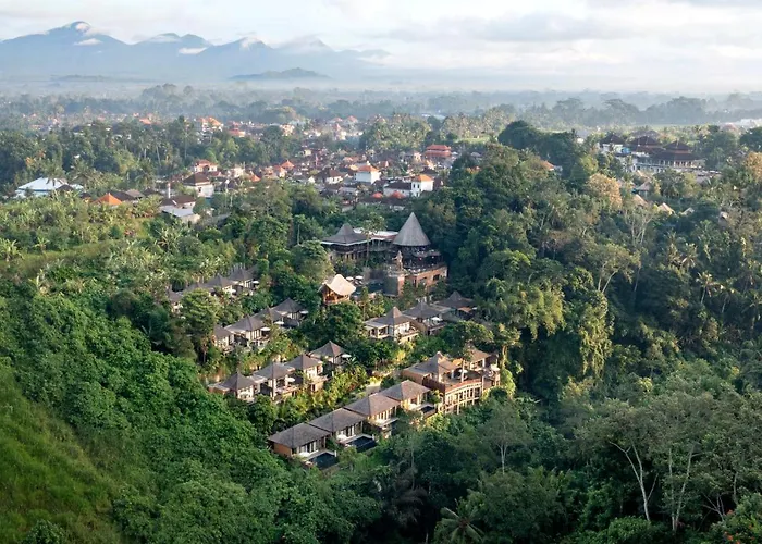 リゾート The Kayon Valley 5*