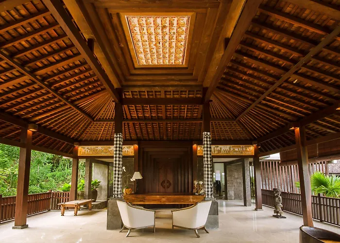 The Kayon Valley Resort 5*