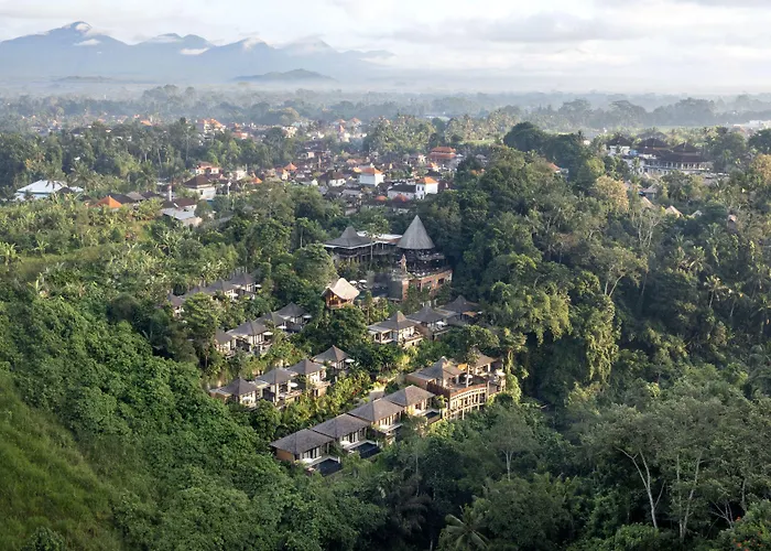 The Kayon Valley
